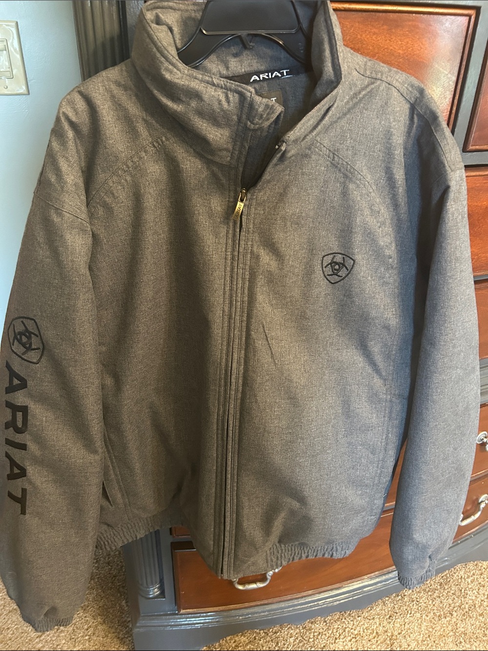 Ariat Men's Gray Zip-front Jacket with Logo